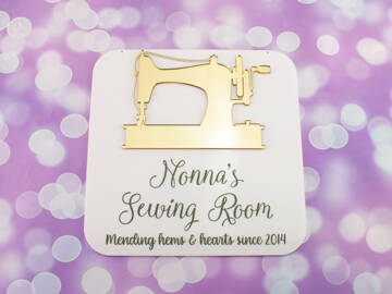 Picture of Sewing Room Sign